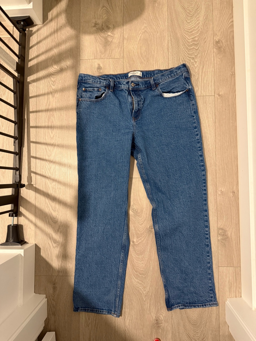 Abercrombie & Fitch Blue Women’s Straight-Leg Jeans